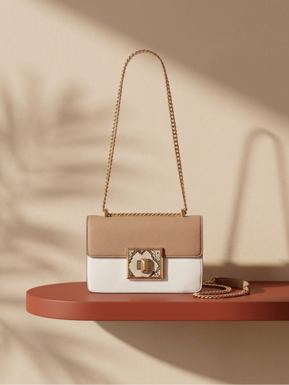 Two-Tone Beige and White Leather Shoulder Bag with Gold Chain